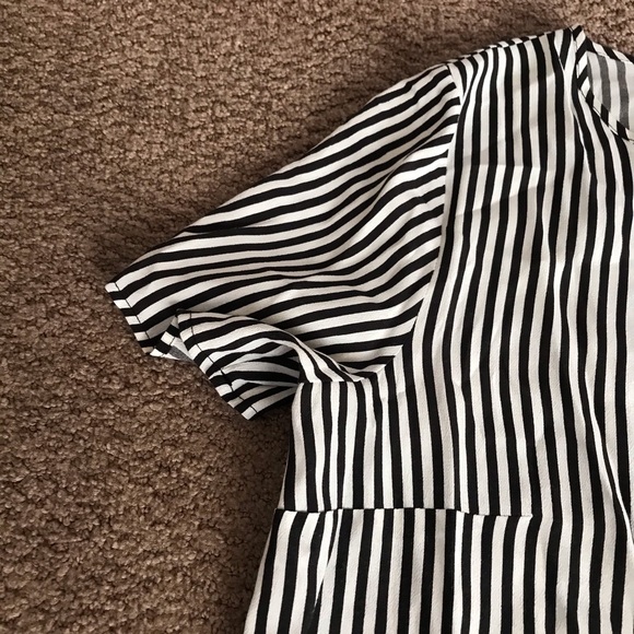 Top - Picture 2 of 4